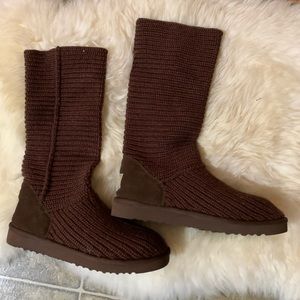 Ugg classic crochet tall, size 10, mink brown